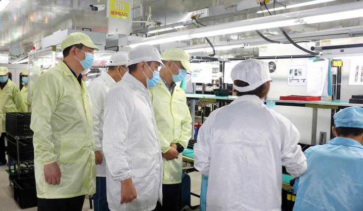 武汉市江夏区代区长张斐一行赴卓翼科技调研会议圆满举行